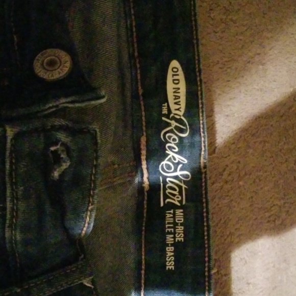 Old navy skinny Jean's - Picture 2 of 5